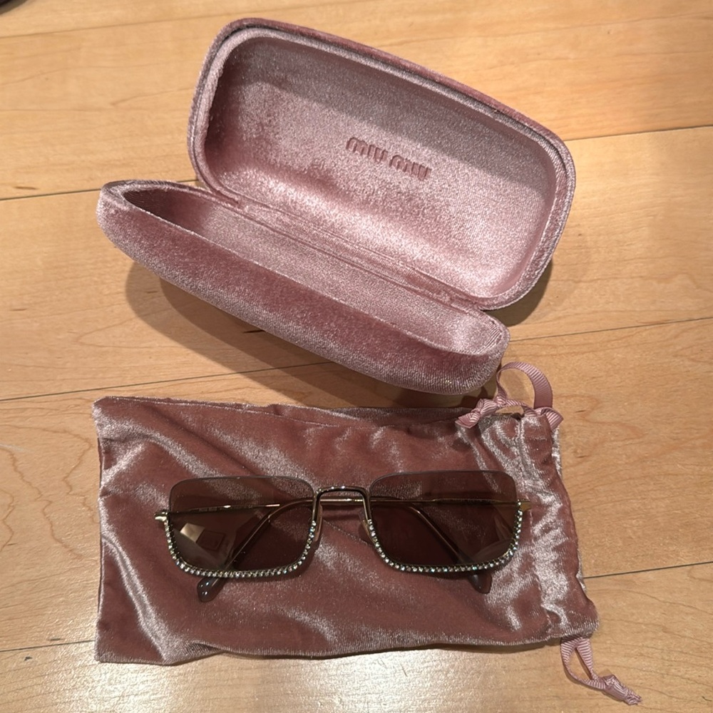 NWOT MiuMiu Sunglasses